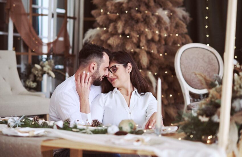 King of Christmas: Elevate Decor with Glass Ornaments