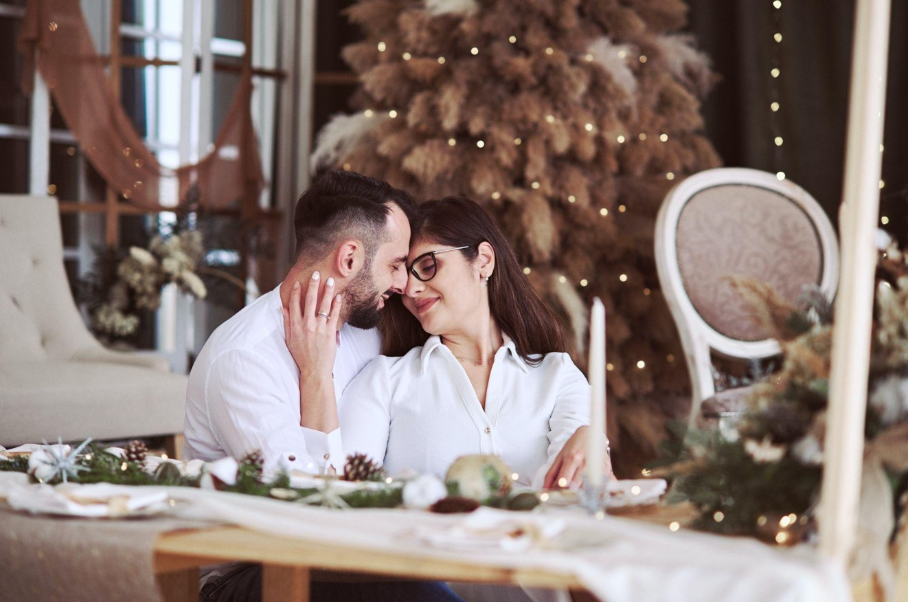 King of Christmas: Elevate Decor with Glass Ornaments